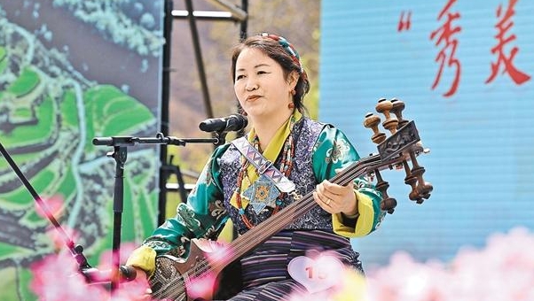 “གངས་ལྗོངས་ཀྱི་ཁམ་བུ་མེ་ཏོག་དུས་ཚིགས”ཞེས་པའི་རིག་གནས་དང་ཡུལ་སྐོར་མཉམ་འདྲེས་ཀྱི་བྱེད་སྒོ།
