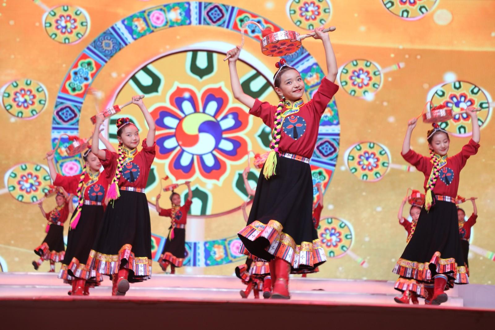 红色传承 颂党恩