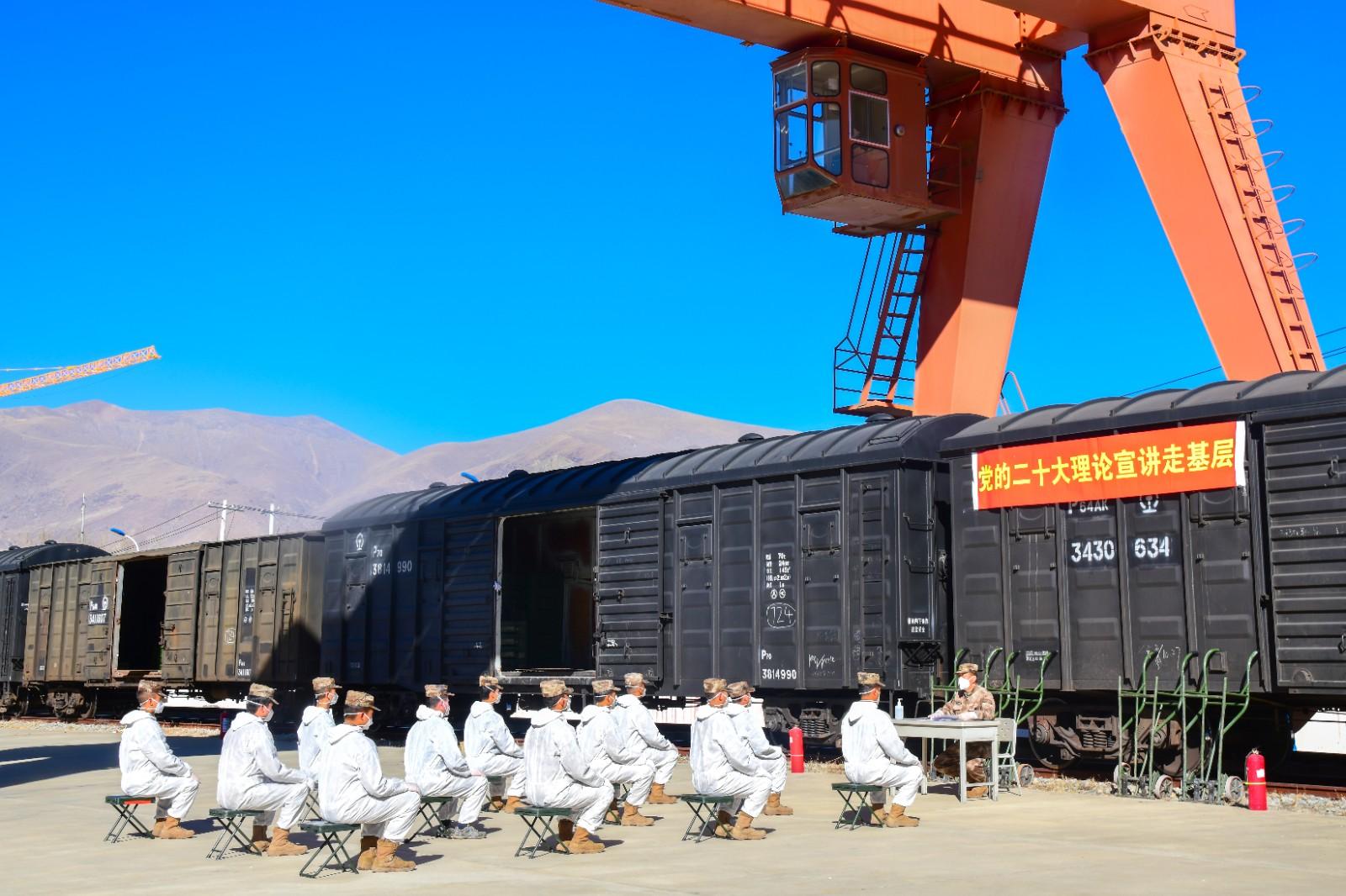 深学深悟 矢志强军