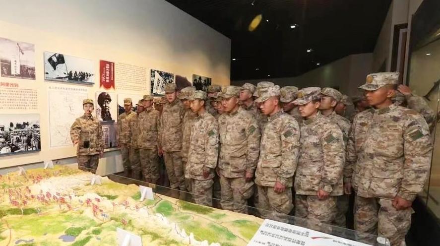 缅怀革命先烈 汲取奋进力量