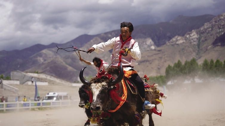 拉萨市首届农牧民运动会在拉萨开幕 为期5天