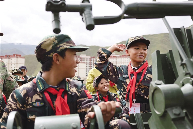 青少年卫国戍边教育活动在拉萨启动 为期7天