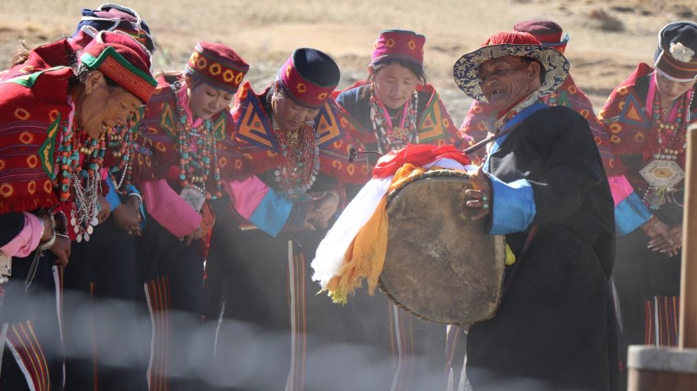 “乐声串古今”:阿里古格遗址前上演“非遗”盛宴