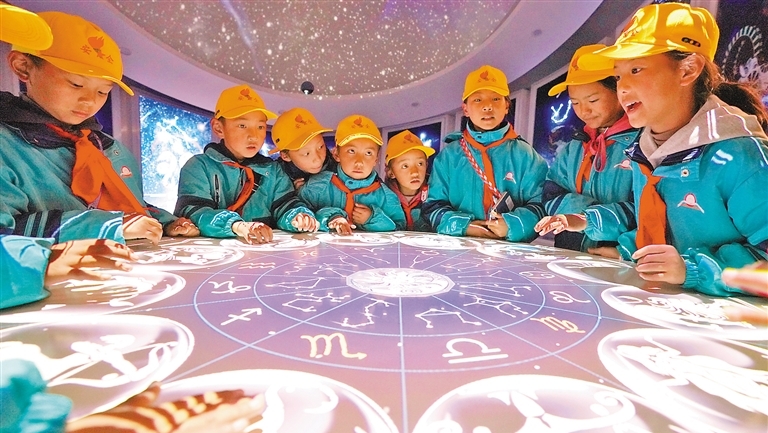 上一堂行走的思政课