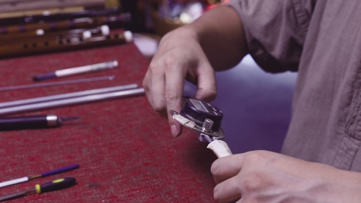 揭秘一支鹰笛 是如何制作的