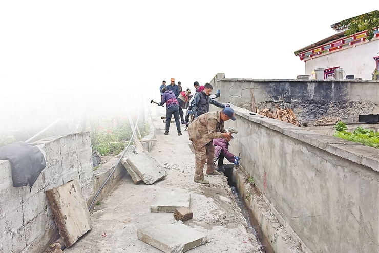 林芝市察瓦龙乡推动强基惠民经费落地见效