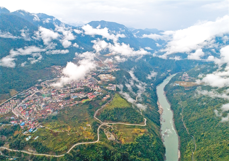 墨脱山水入画来