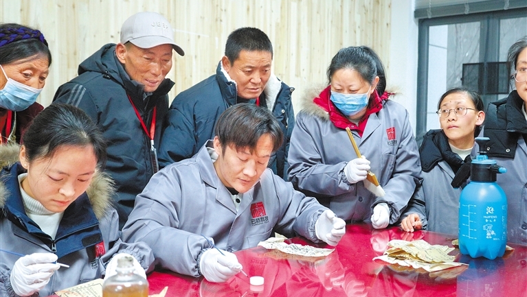 “鄂藏连心 就业同行”西藏籍青年区外就业回访