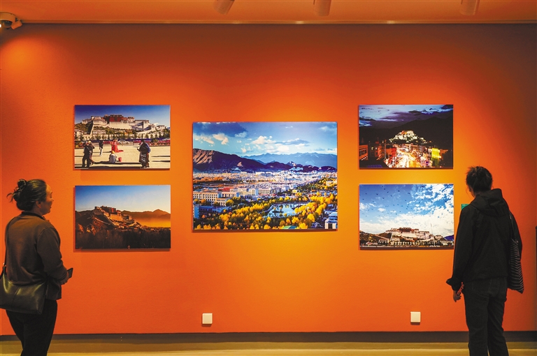 青岛援藏工作图片展、西藏风情图片展开展