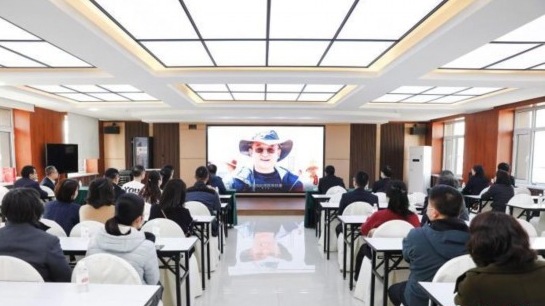 一位援藏干部的精神火种接力