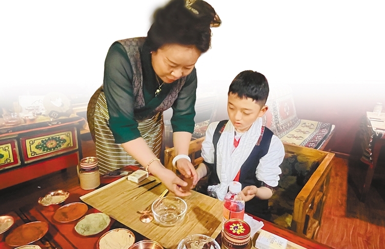 百年古建里“可触摸”的香雾