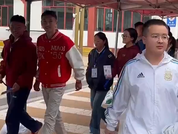 2025年全国高考第一场，语文考试结束