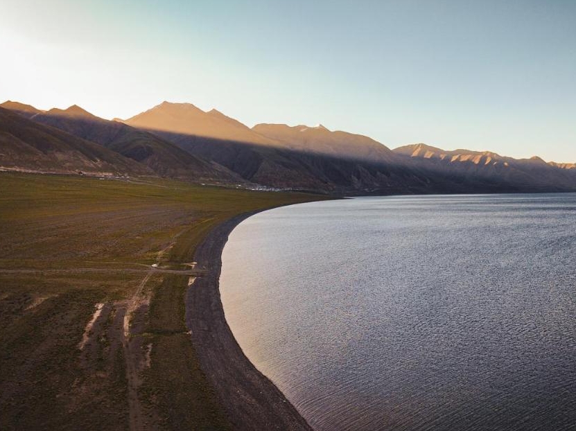 当惹雍错风光美