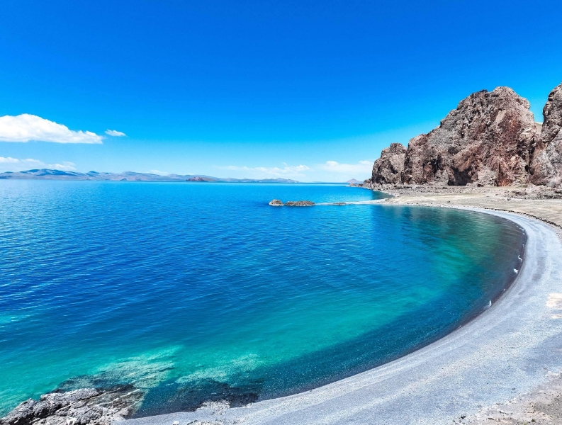 纳木错的盛夏美景