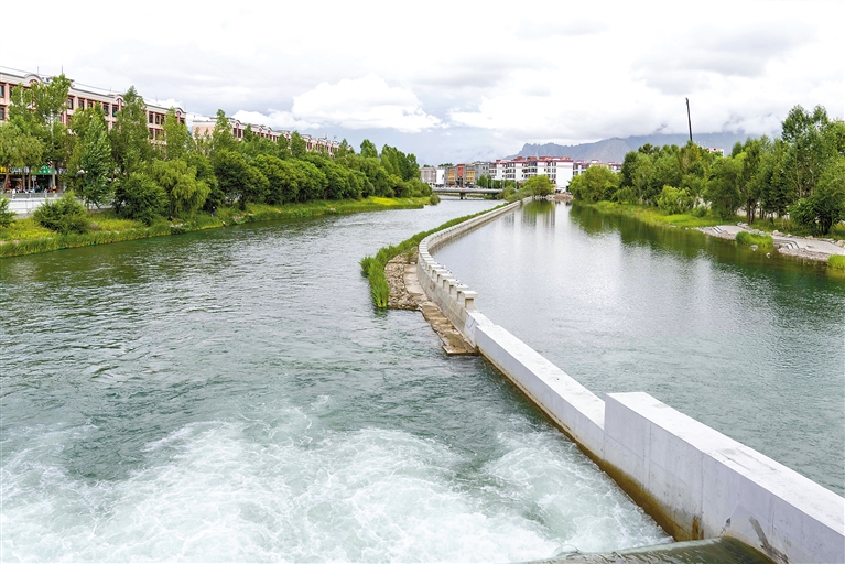 拉萨两岛内河焕新