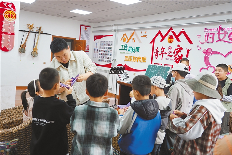 爱心暑托班 娃有好“趣”处