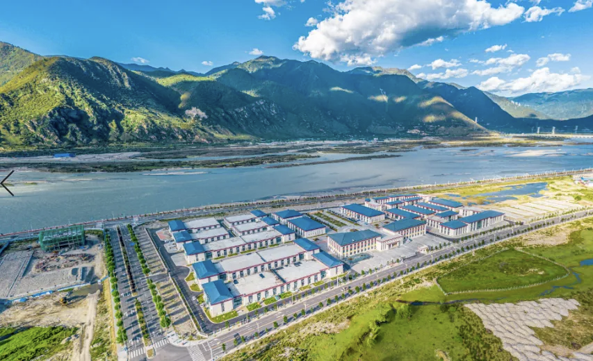 第十批援藏干部人才三年支援工作综述