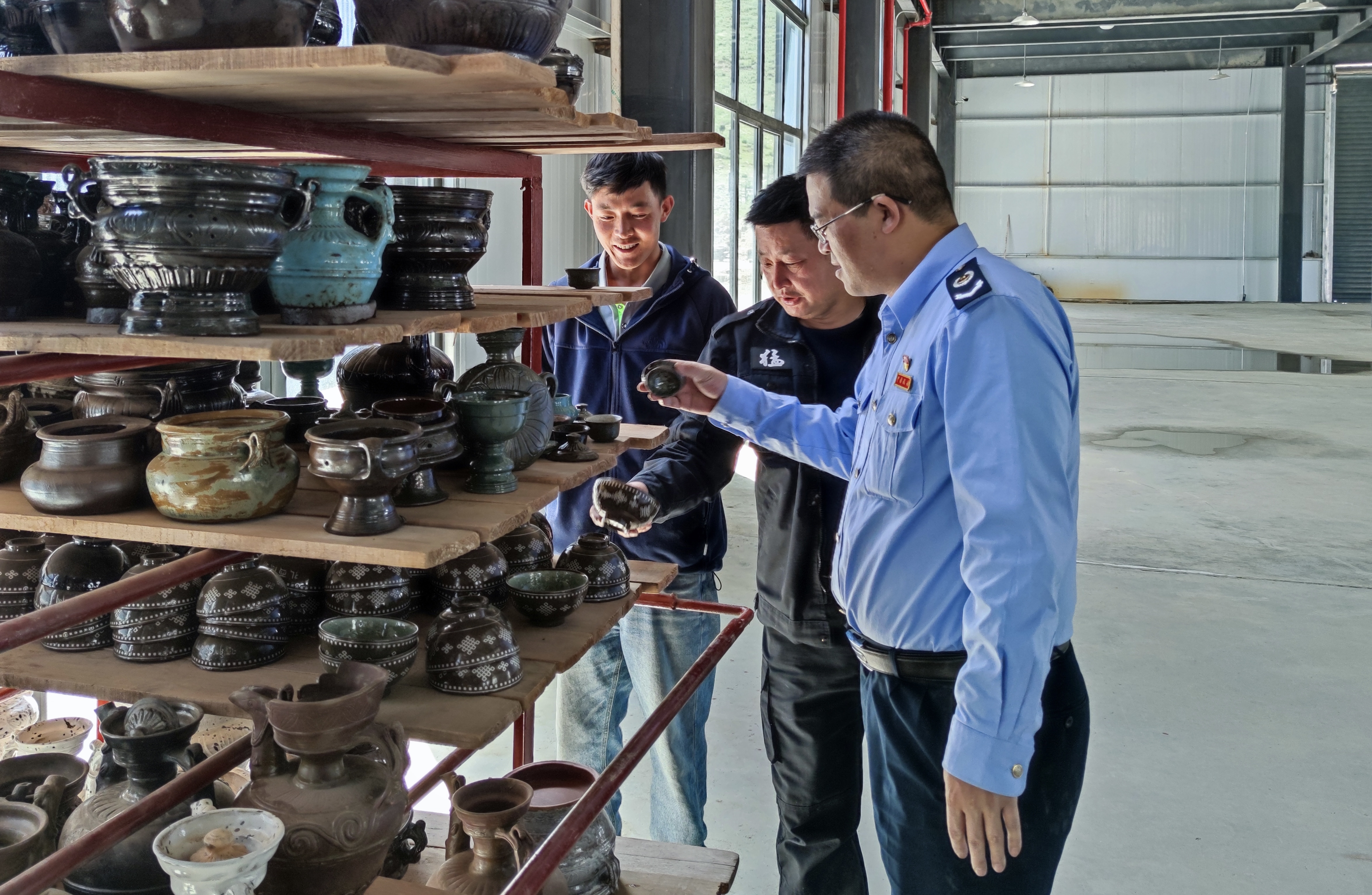 拉萨税务部门:织就“经济 生态 民生”惠民三维网