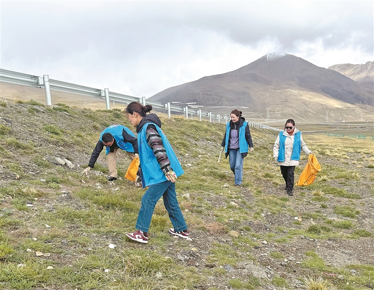 错那市启动“清洁错那日”生态环境保护行动