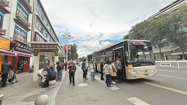 绿色出行 共筑美好