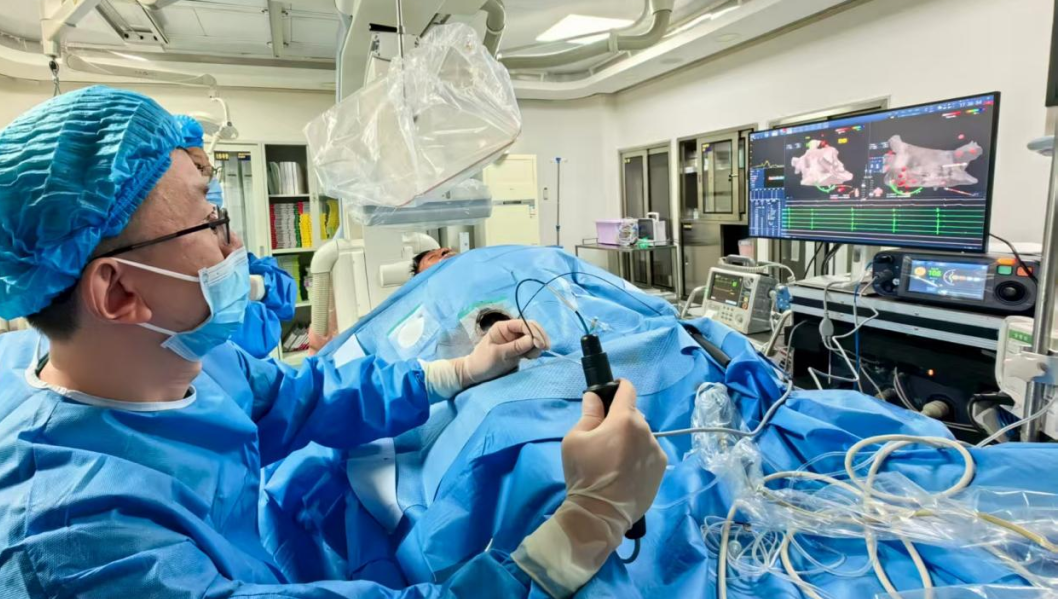 十年组团援藏铸就雪域医疗新高地