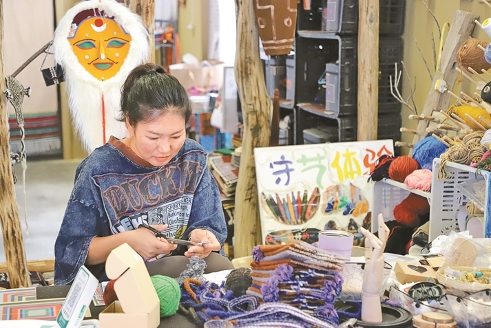 次仁曲珍的“鲁古琼”——用织物讲述西藏故事