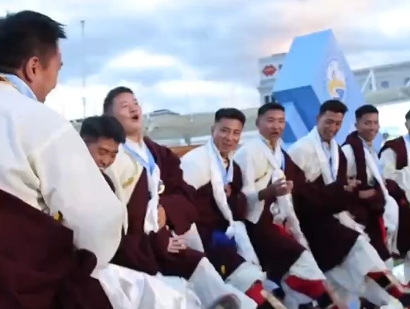 “尼洋河杯”昌都队夺冠凯旋，全城沸腾