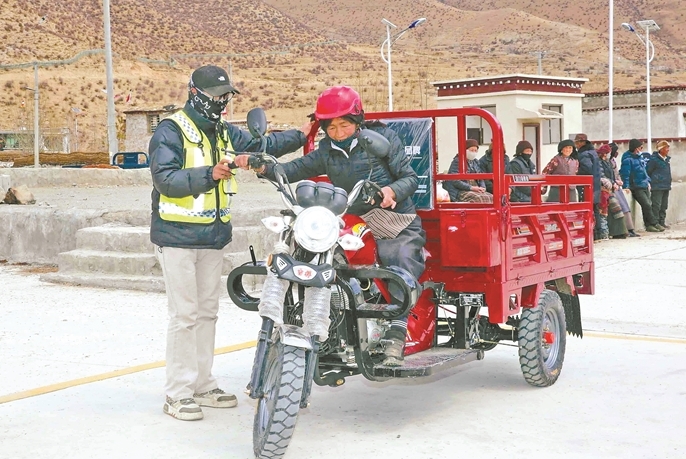 送考下乡 便民惠民