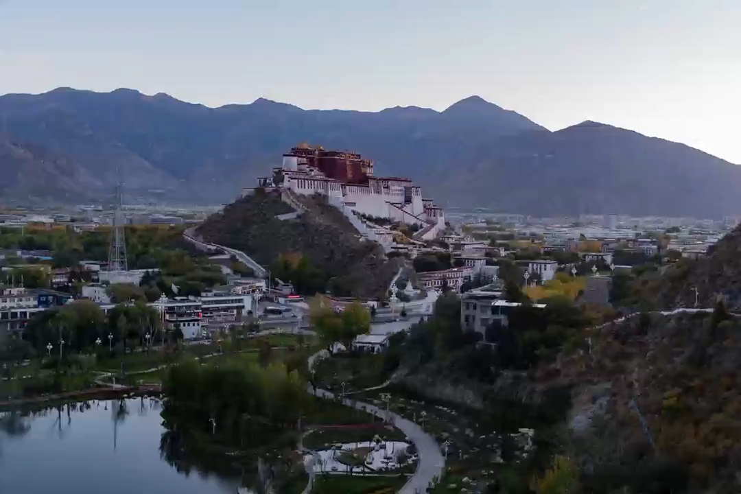 转眼就到2025最后一个月，愿你把日子过暖