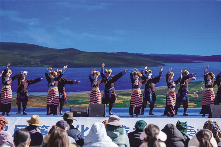 达孜区阿古顿巴2025风筝文化旅游季成功举办