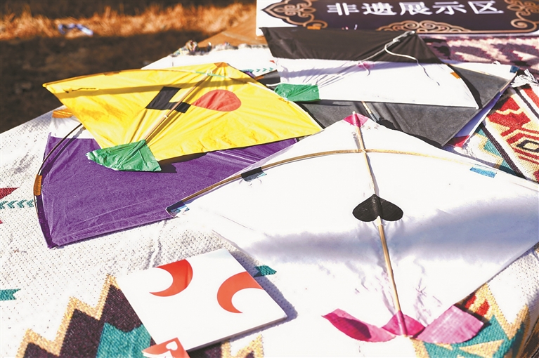 纸鸢舞云端 雪域庆甲子