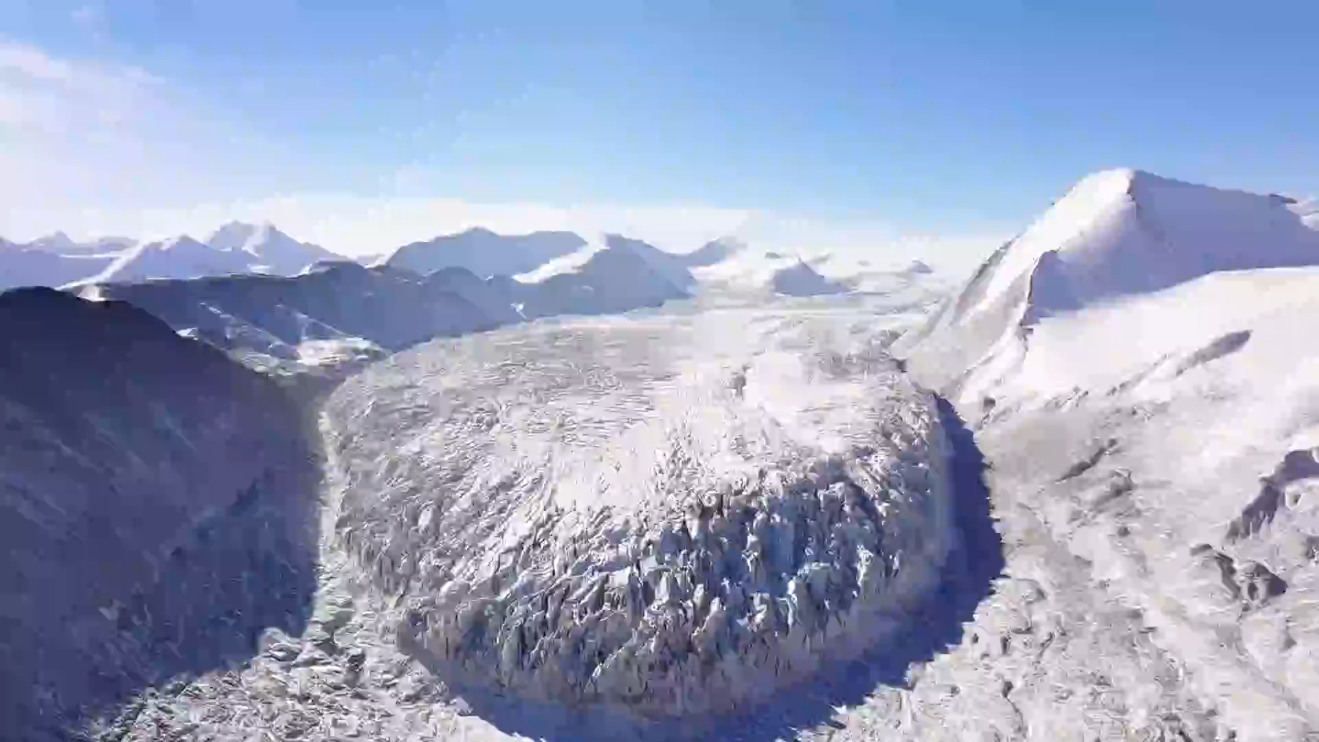 电影遥远的普若岗日，谭维维倾情献唱