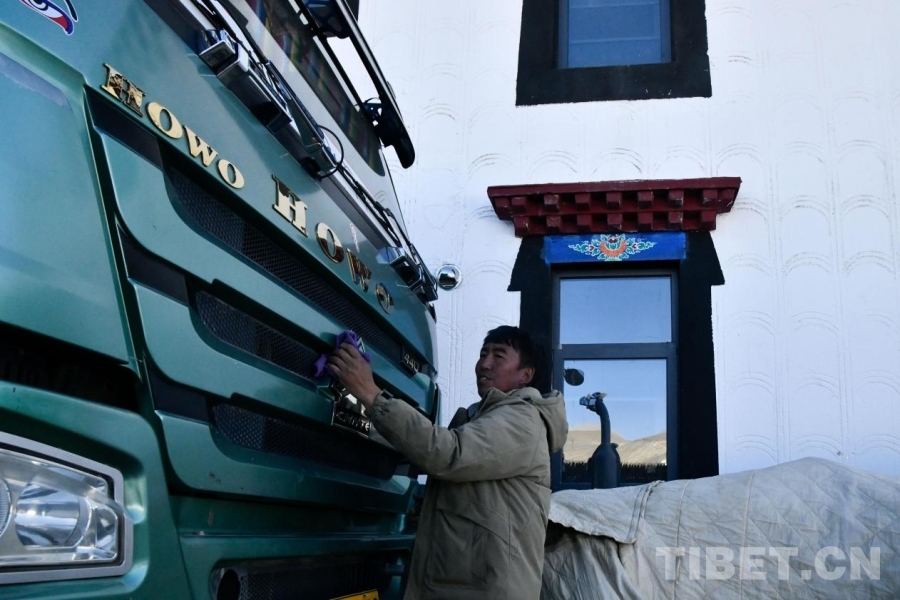 【山河共愈】定日地震一周年：新生儿、新住房与新生活