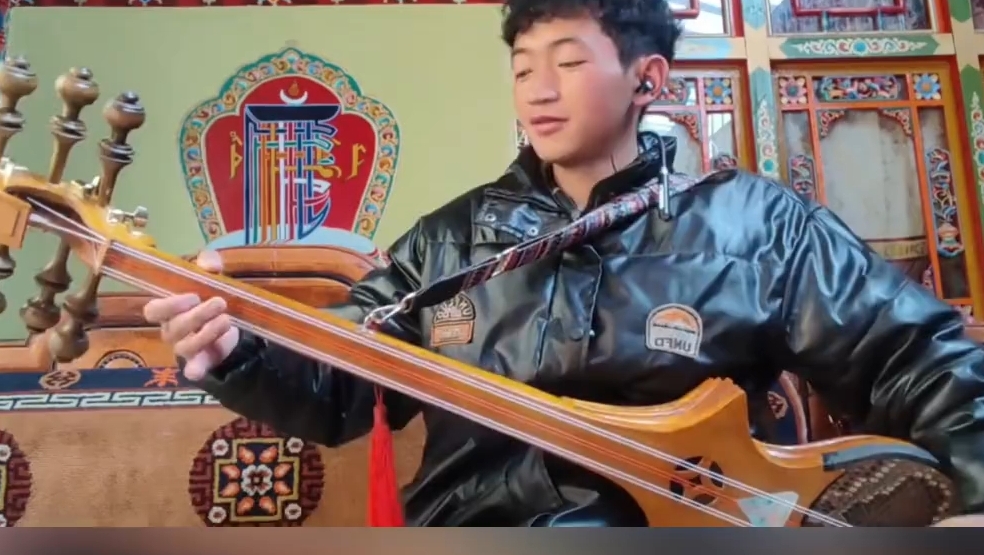 小伙双器合奏经典藏歌