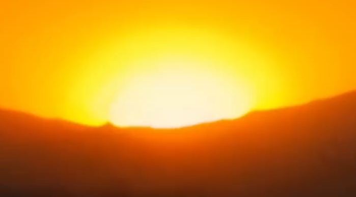 拉萨晚空美到心醉!