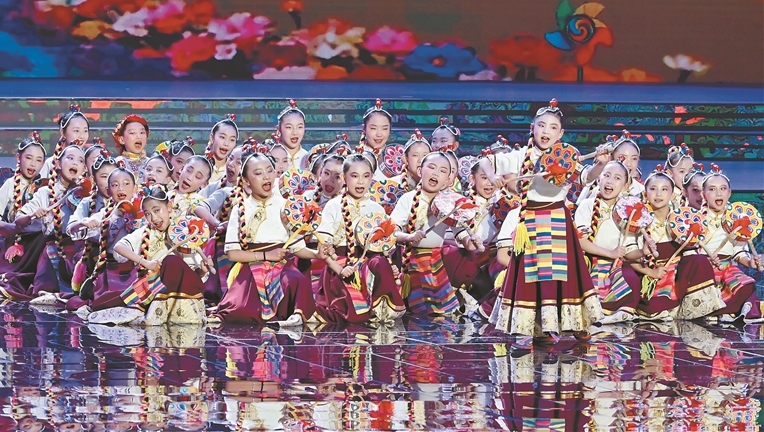 拉萨“藏晚”联排忙