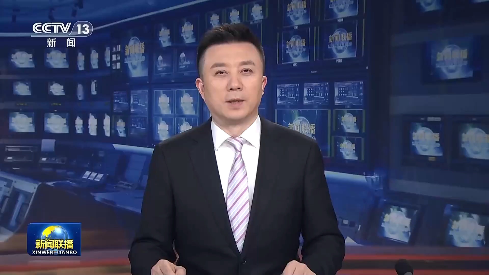 春运遇寒潮 交通部门护航群众温暖出行