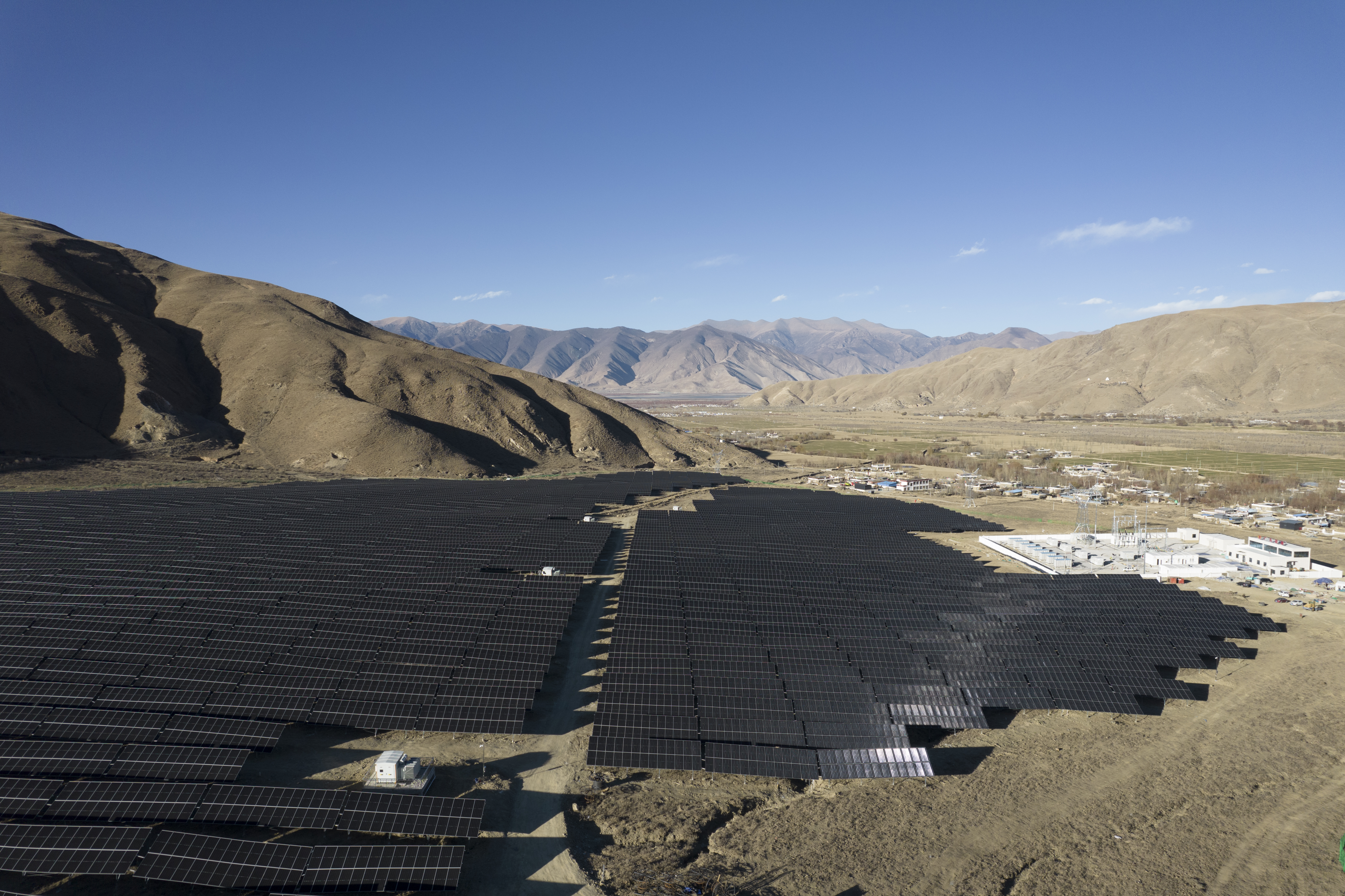 光伏＋治沙 发展添动能