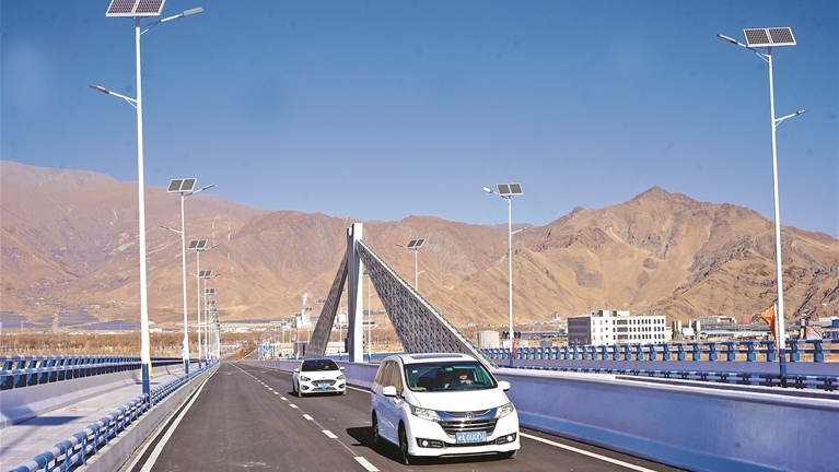 聂当特大桥通车