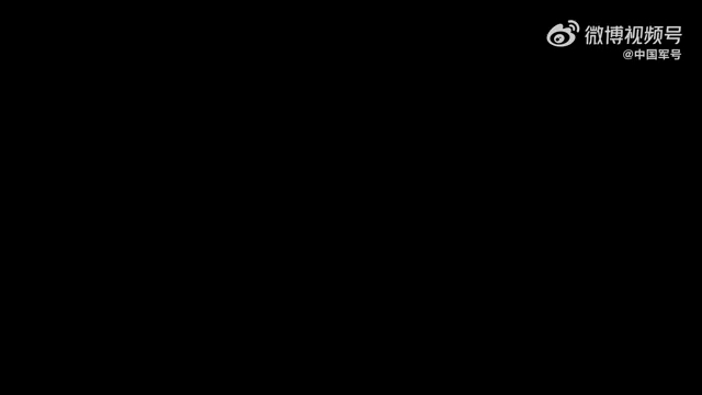 雪域高原 火箭军骑兵策马奔腾的样子太帅了