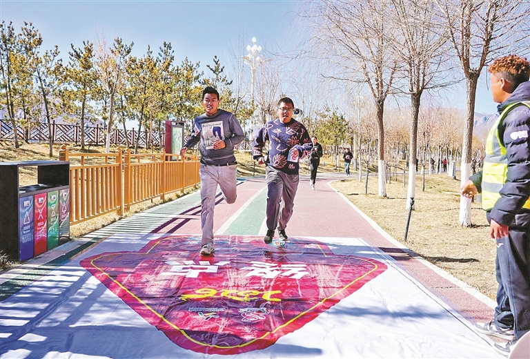 运动强体魄 健康迎新年