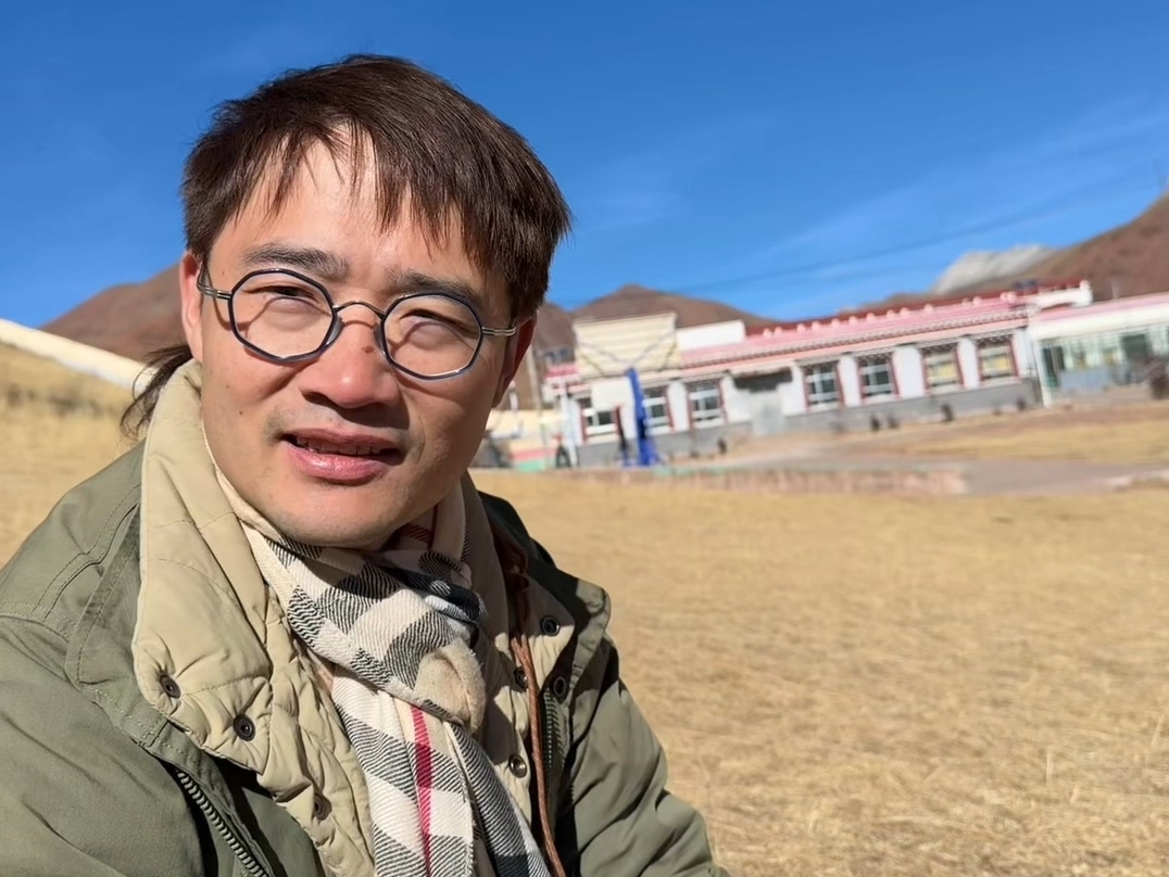 老师取物资遇好心人 一份善意成全另一份善意