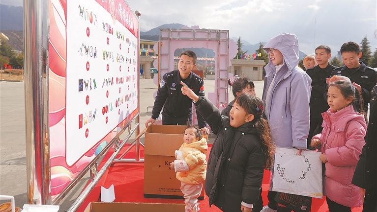 温情满满溢警营