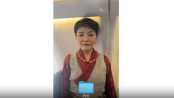 全国政协委员卓嘎把履职日常搬进直播间