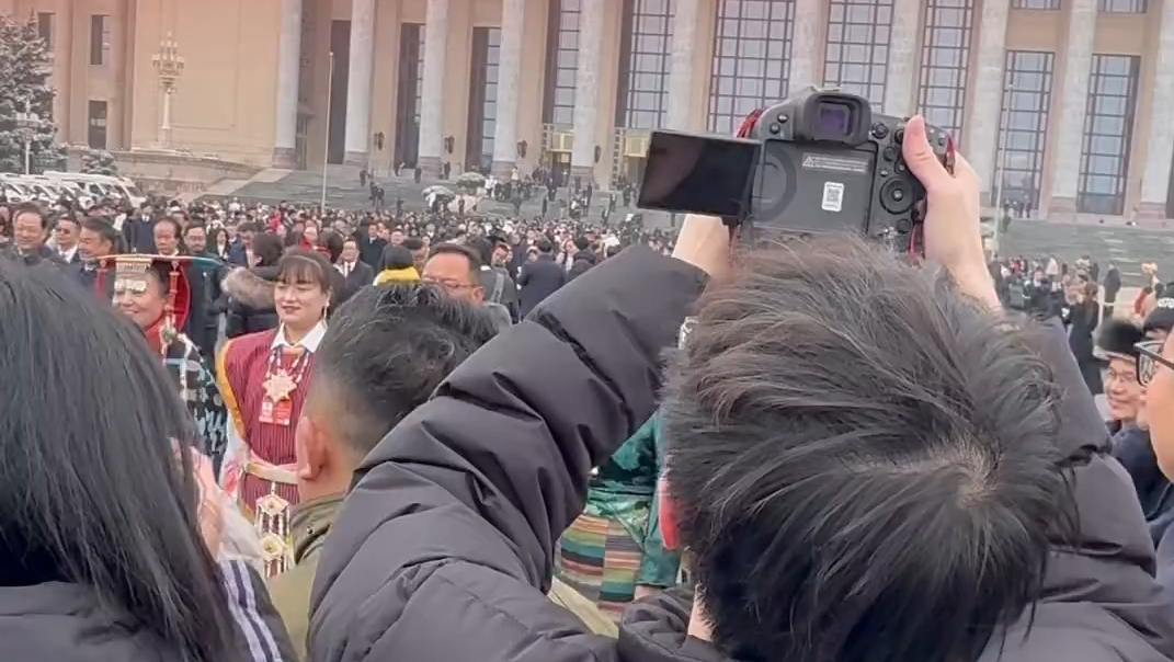 阿里普兰“飞天服饰”惊艳出圈