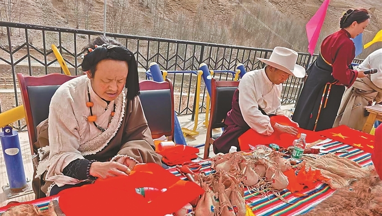 红色昌都  振兴奋进