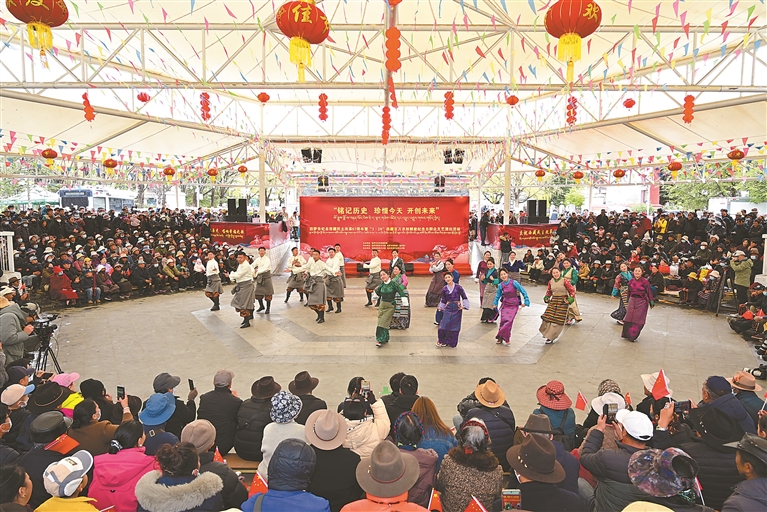 感恩伟大时代 携手勇毅前行