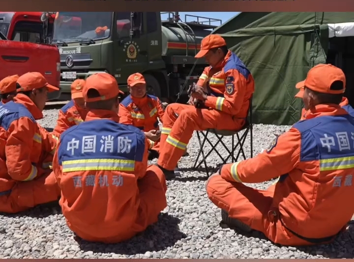 全民国家安全教育日，“蓝朋友”唱响安全之歌