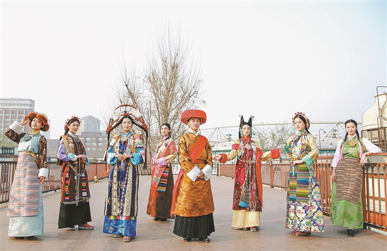 以衣为媒传文脉 匠心筑梦展风采