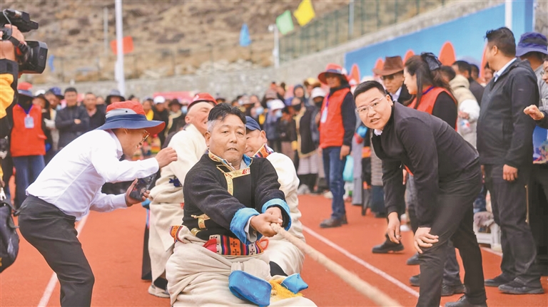 赛场展风采 欢乐满乡间